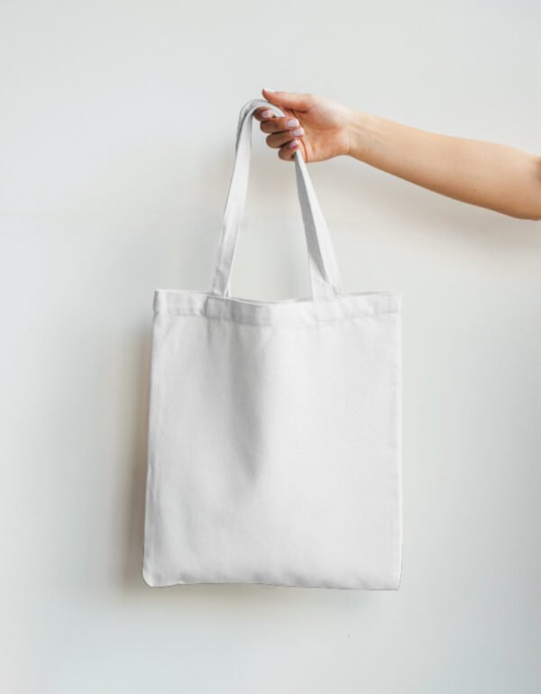 IITP MBA C25 WHITE TOTE BAG NON ZIPPER